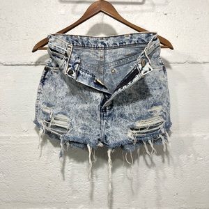 Vintage Wrangler Acid Wash Ripped Jean Shorts
